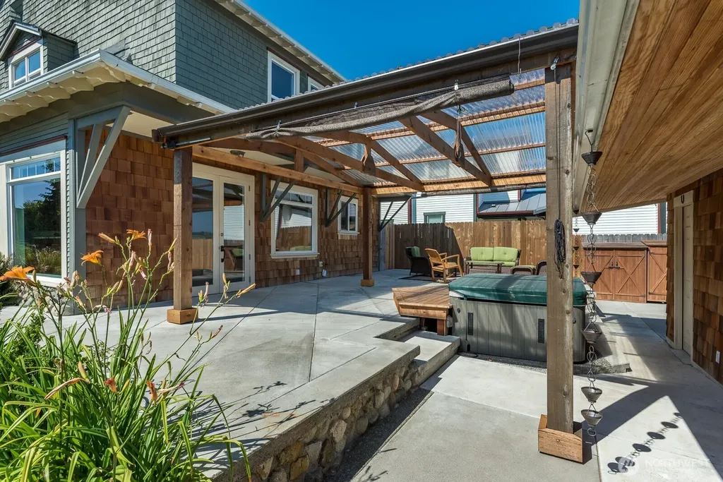 1118 4th Street Anacortes WA 98221