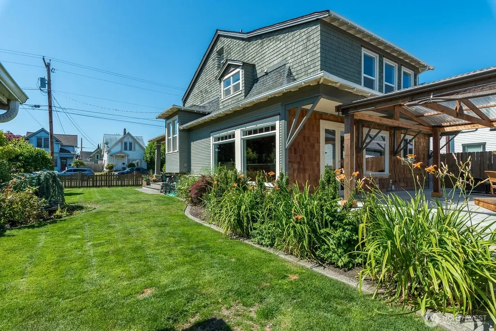 1118 4th Street Anacortes WA 98221