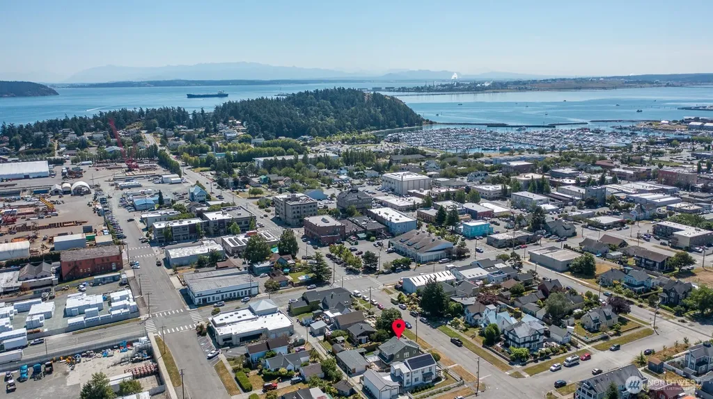 1118 4th Street Anacortes WA 98221
