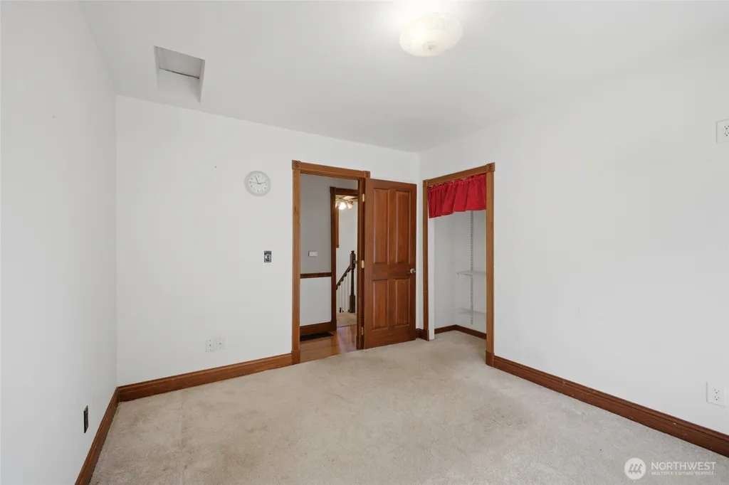 34721 40th Avenue S Roy WA 98580