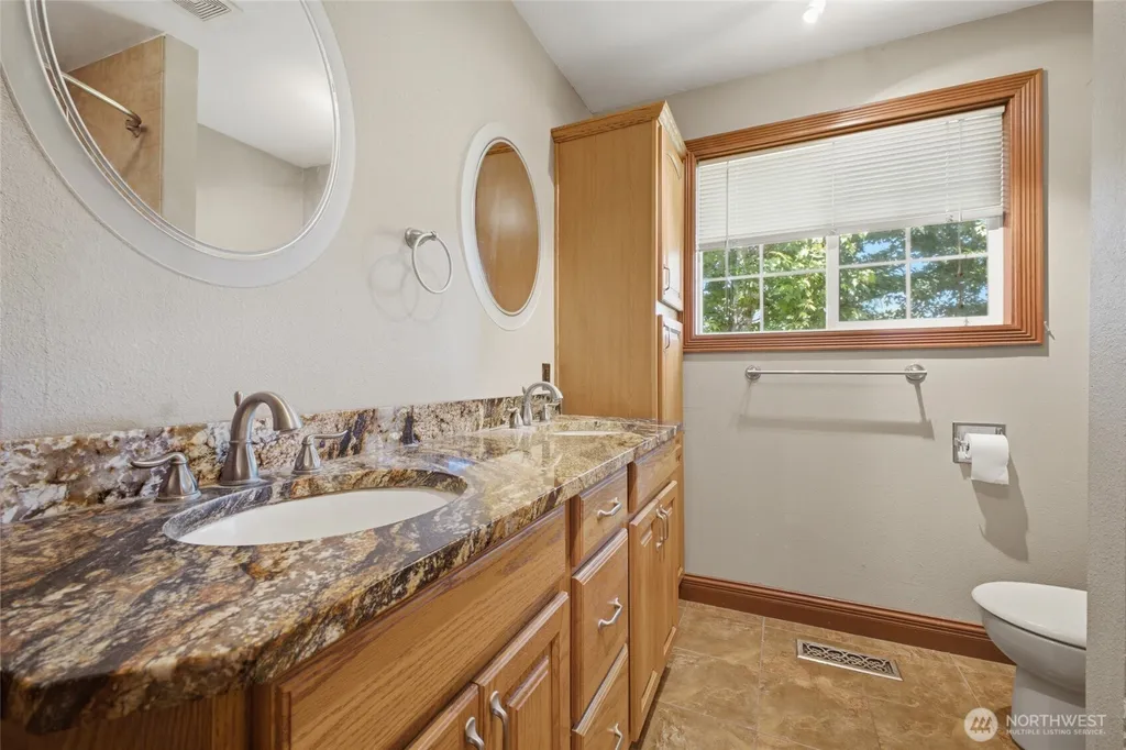 34721 40th Avenue S Roy WA 98580