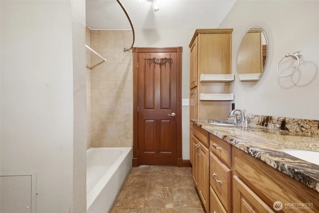 34721 40th Avenue S Roy WA 98580
