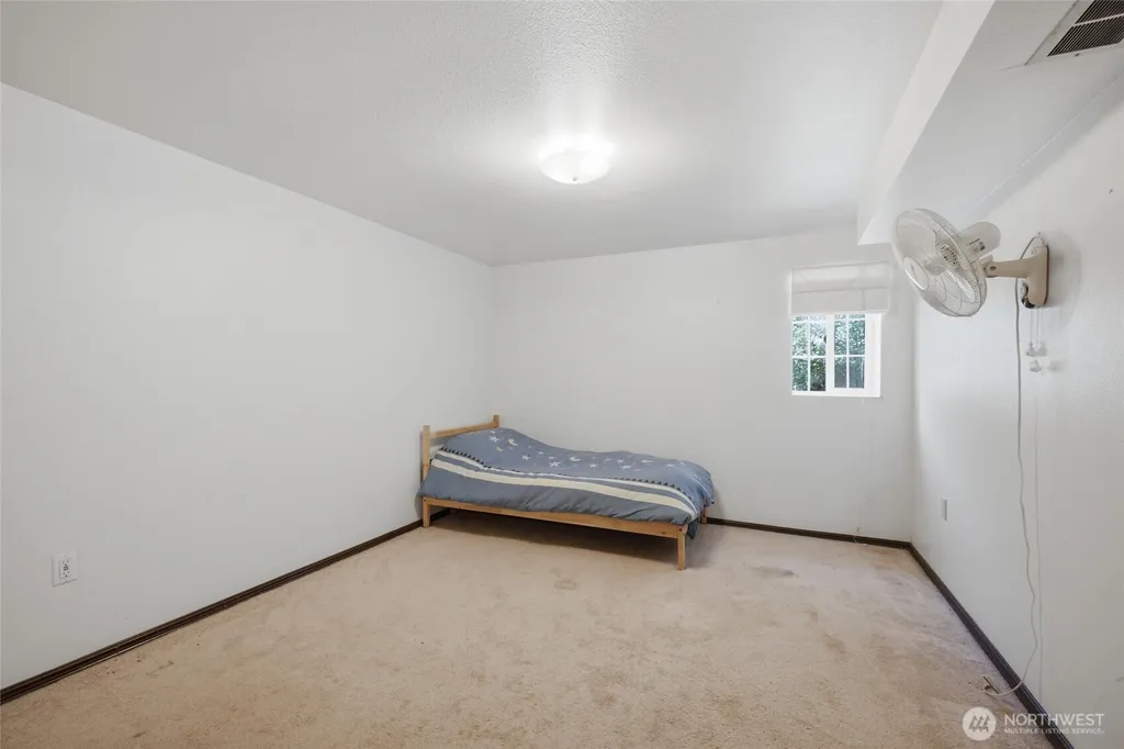34721 40th Avenue S Roy WA 98580