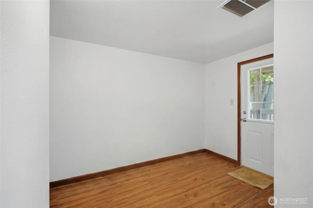 34721 40th Avenue S Roy WA 98580