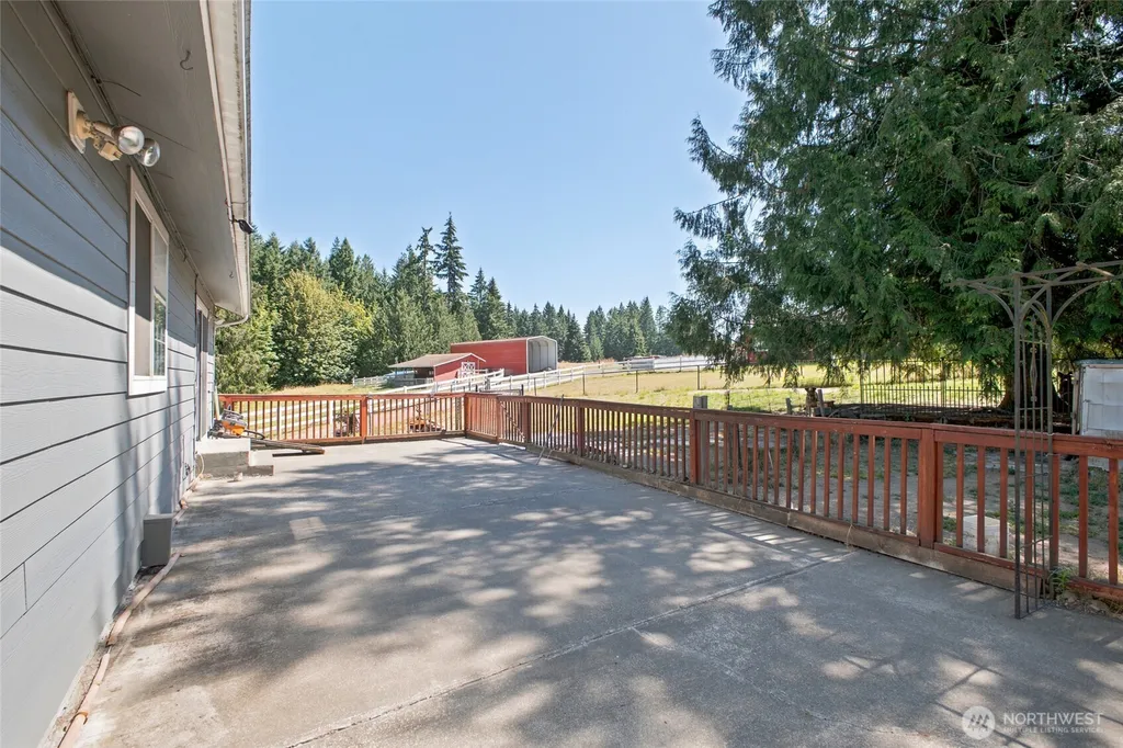 34721 40th Avenue S Roy WA 98580