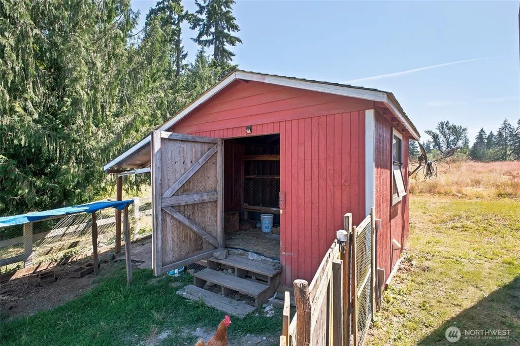 34721 40th Avenue S Roy WA 98580