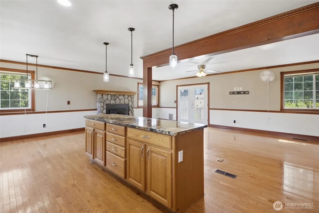 34721 40th Avenue S Roy WA 98580