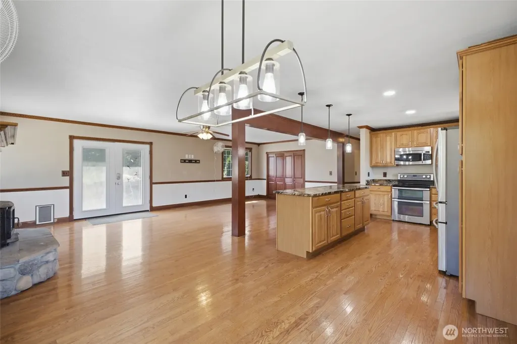 34721 40th Avenue S Roy WA 98580