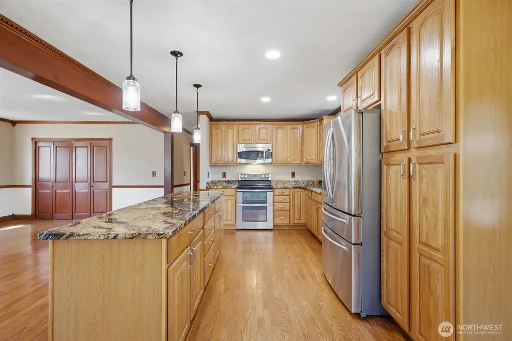 34721 40th Avenue S Roy WA 98580