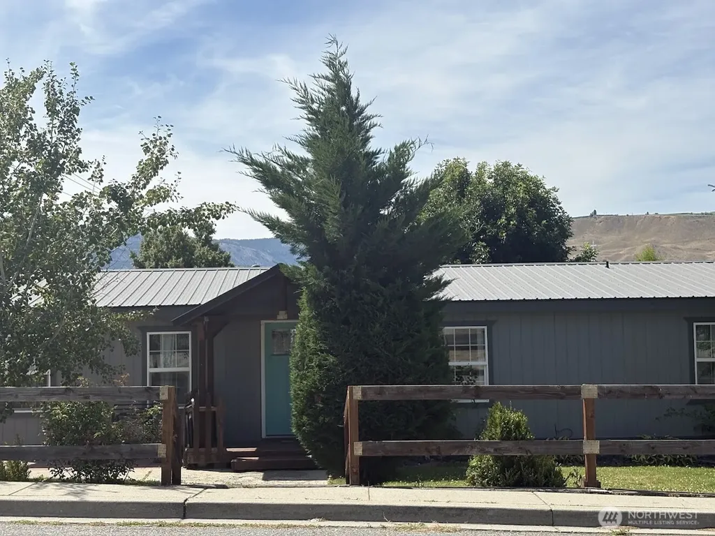 1640 SE 3rd Street East Wenatchee WA 98802