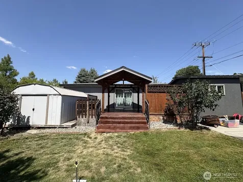 1640 SE 3rd Street East Wenatchee WA 98802