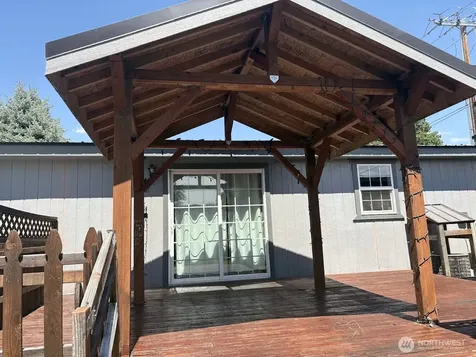 1640 SE 3rd Street East Wenatchee WA 98802