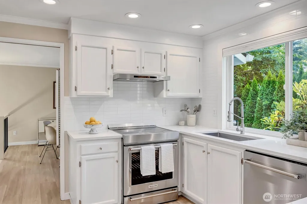 15917 SE 48th Drive Bellevue WA 98006