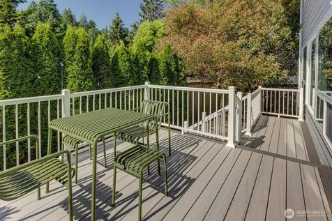 15917 SE 48th Drive Bellevue WA 98006