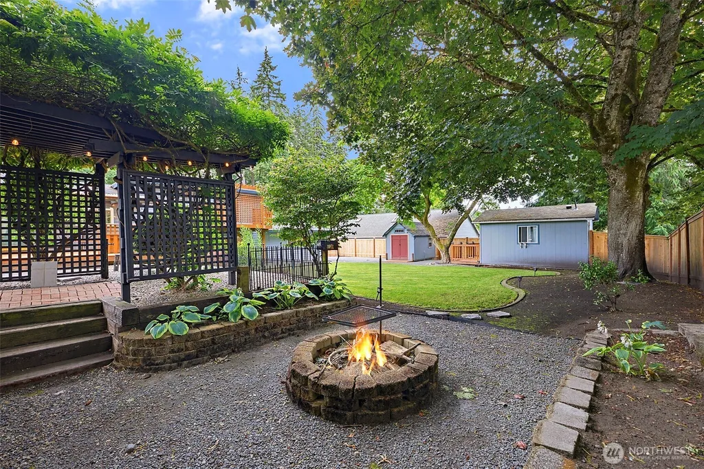 9503 118th Street E Puyallup WA 98373