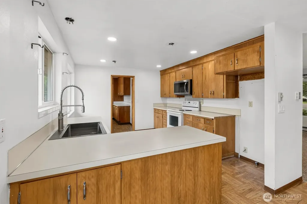 22721 Pioneer Highway Stanwood WA 98292
