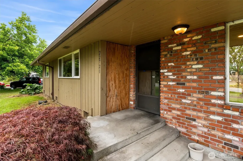 22721 Pioneer Highway Stanwood WA 98292