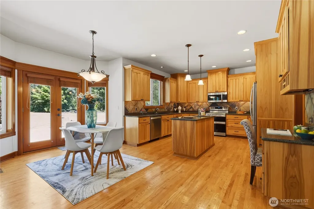 30217 Retreat Kanaskat Road SE Ravensdale WA 98051