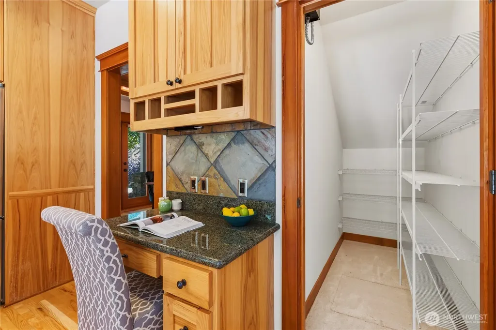 30217 Retreat Kanaskat Road SE Ravensdale WA 98051