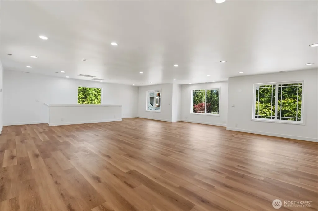30217 Retreat Kanaskat Road SE Ravensdale WA 98051