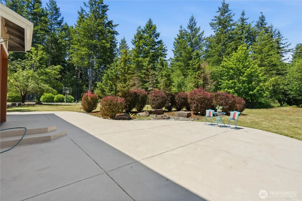 30217 Retreat Kanaskat Road SE Ravensdale WA 98051