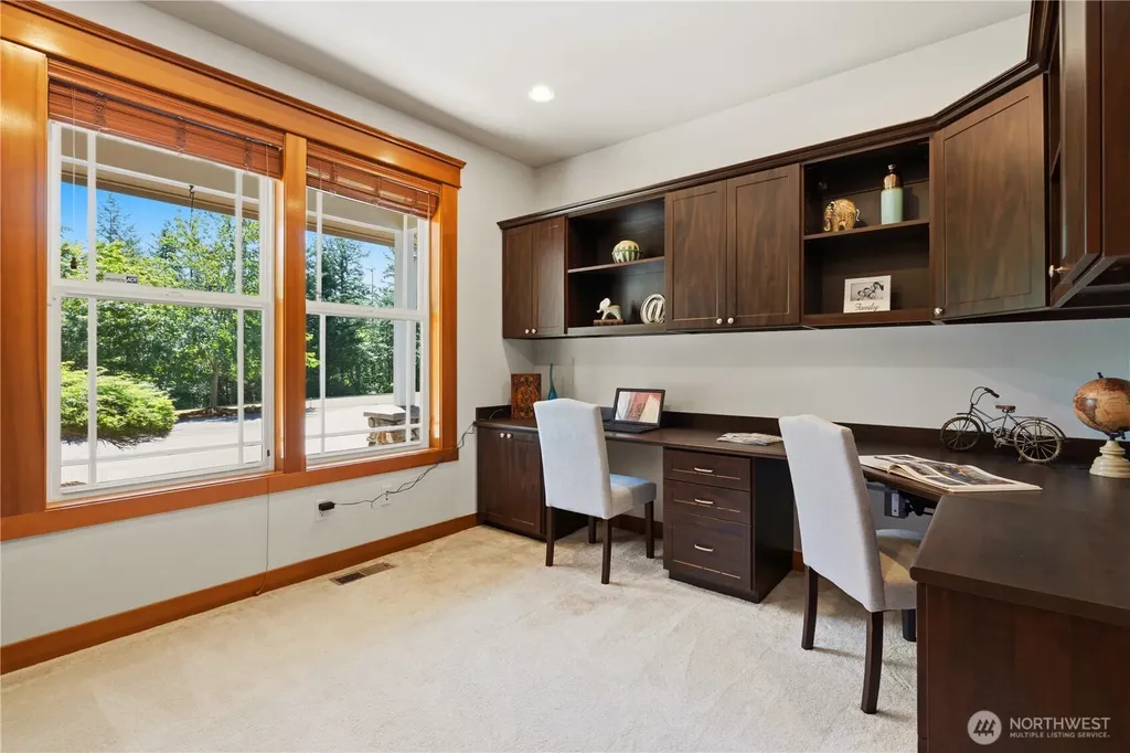 30217 Retreat Kanaskat Road SE Ravensdale WA 98051