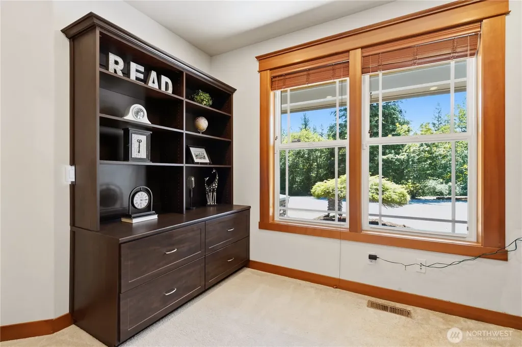 30217 Retreat Kanaskat Road SE Ravensdale WA 98051