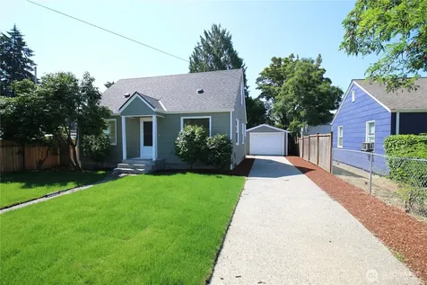 818 118th Street S Tacoma WA 98444