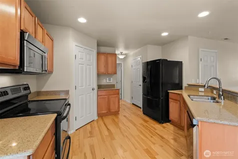 21377 SE 297th Street Kent WA 98042