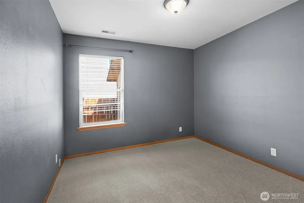 212 Mazza Street NE Orting WA 98360