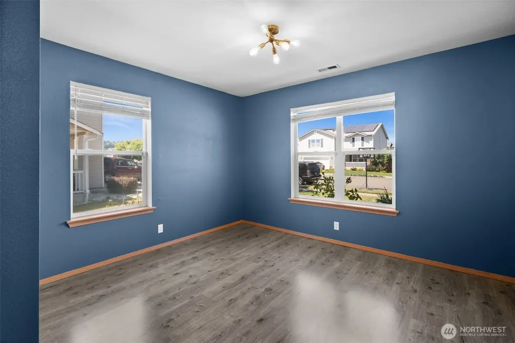 212 Mazza Street NE Orting WA 98360