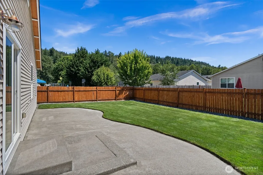 212 Mazza Street NE Orting WA 98360