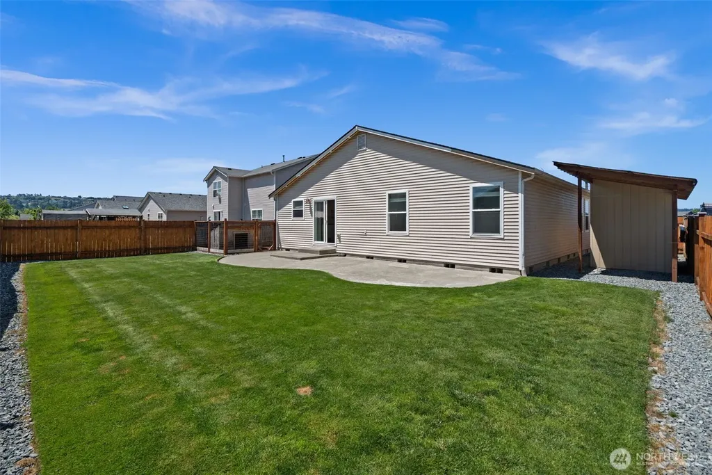 212 Mazza Street NE Orting WA 98360