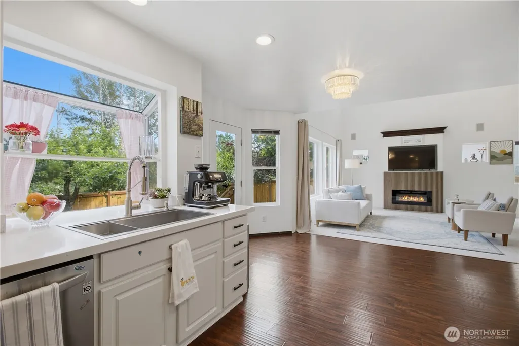 15009 50th Ave SE Everett WA 98208