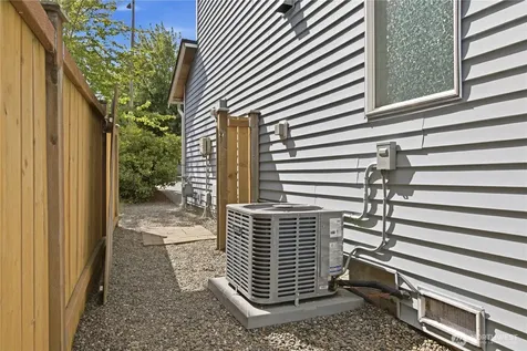 15009 50th Ave SE Everett WA 98208