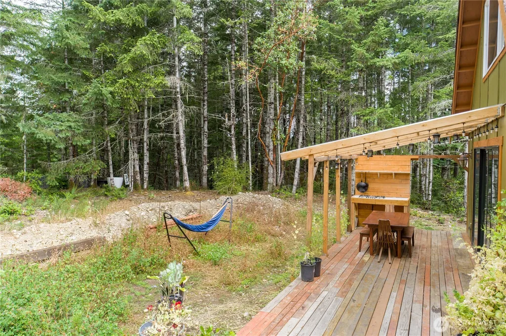 151 E Skyview Drive Union WA 98592