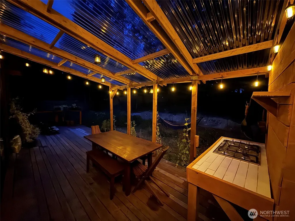 151 E Skyview Drive Union WA 98592