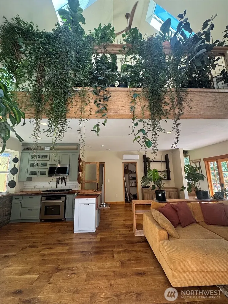 151 E Skyview Drive Union WA 98592