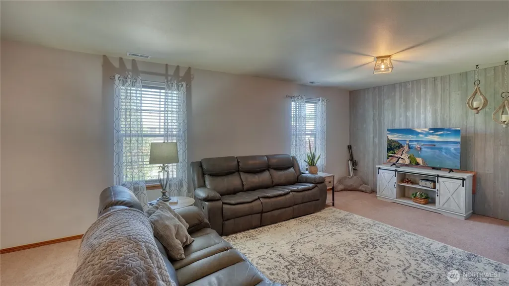 19904 97th Avenue Ct E Graham WA 98338