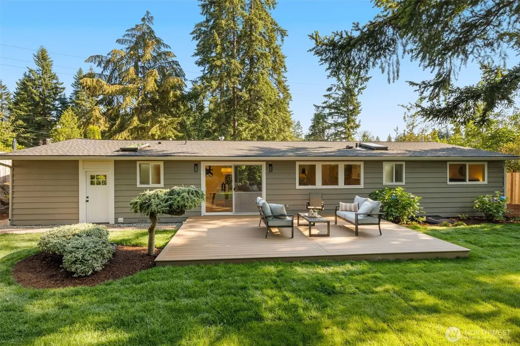 9121 228th Street SW Edmonds WA 98026