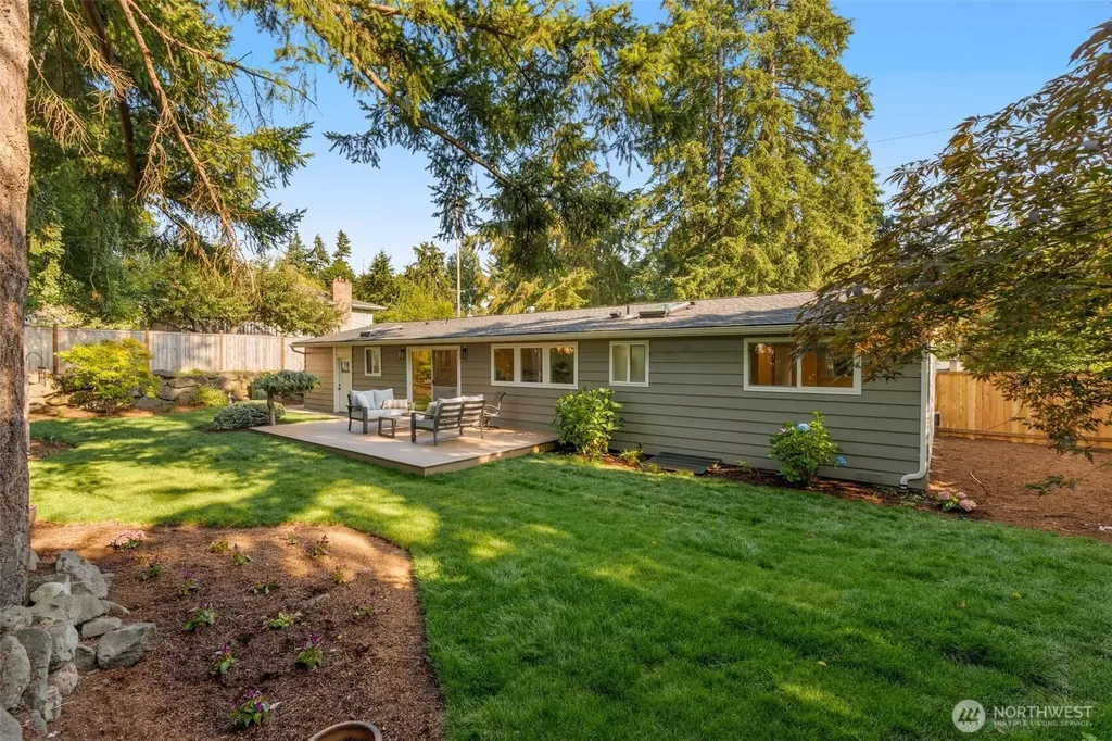 9121 228th Street SW Edmonds WA 98026