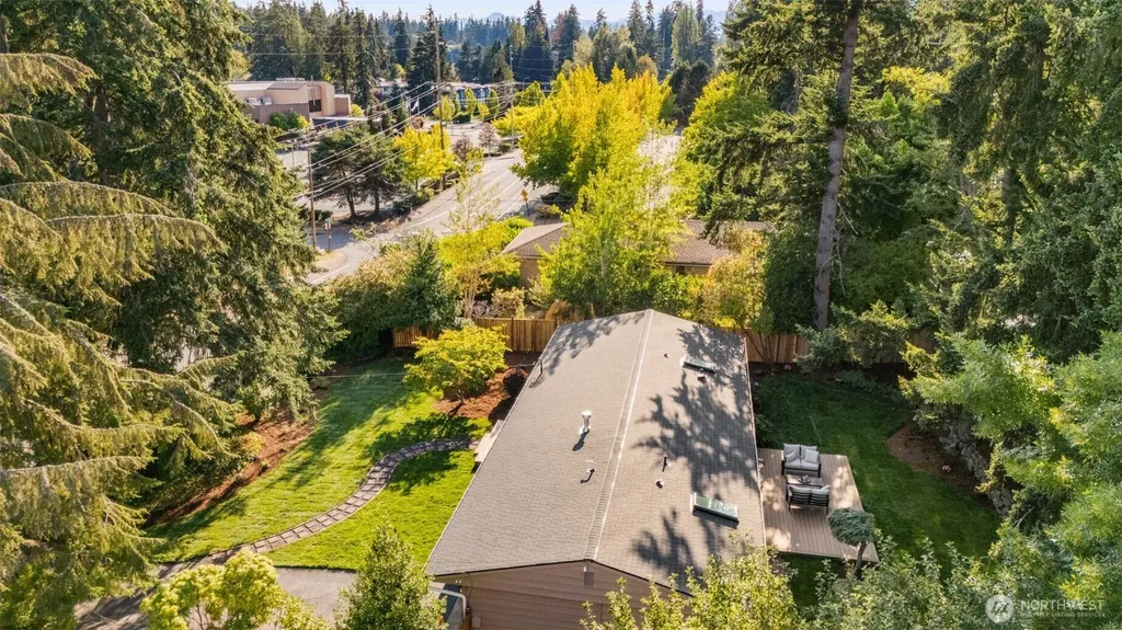 9121 228th Street SW Edmonds WA 98026