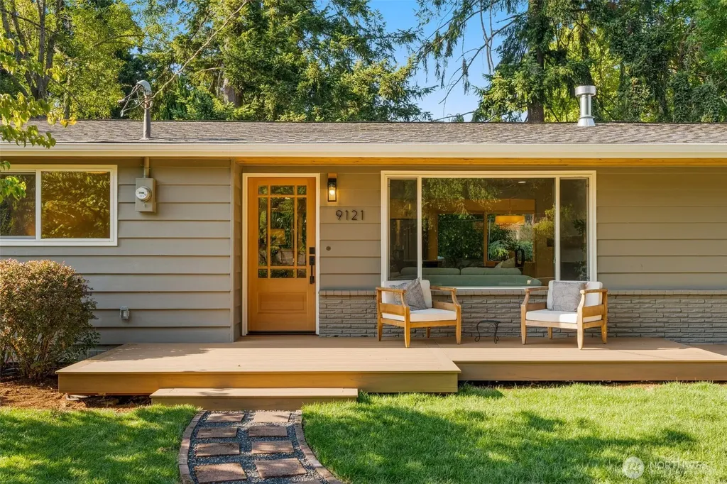 9121 228th Street SW Edmonds WA 98026