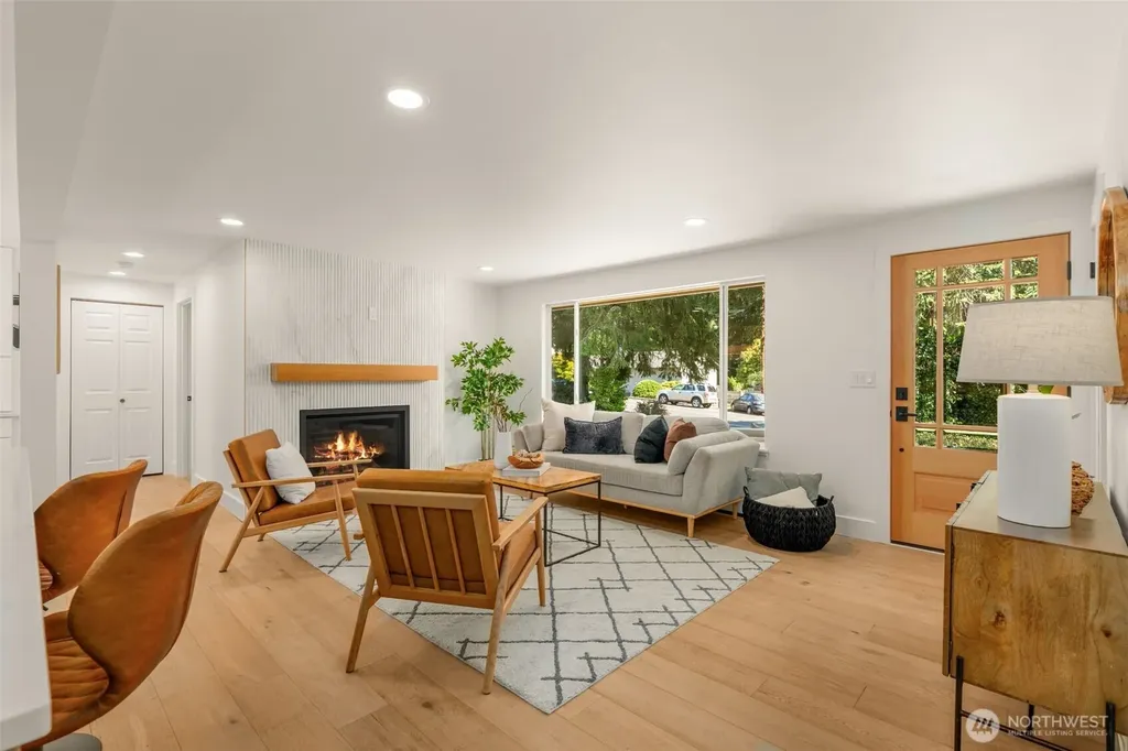 9121 228th Street SW Edmonds WA 98026