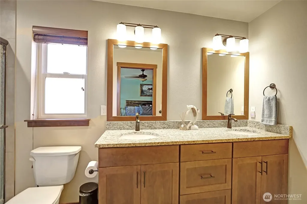 3020 Sauk Drive Camano Island WA 98282