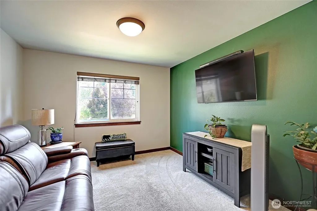 3020 Sauk Drive Camano Island WA 98282