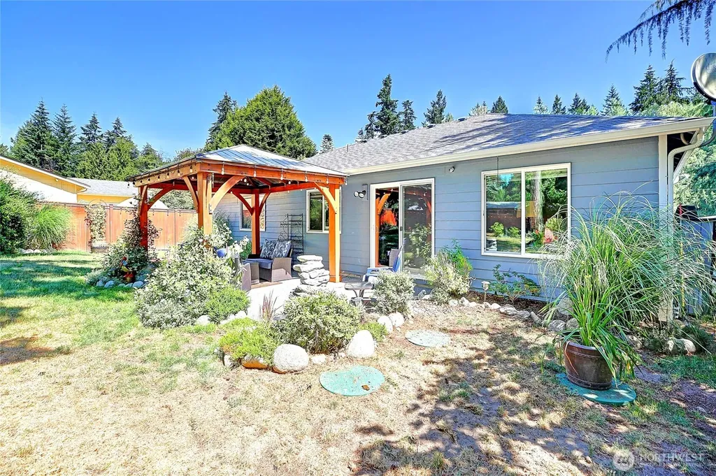 3020 Sauk Drive Camano Island WA 98282