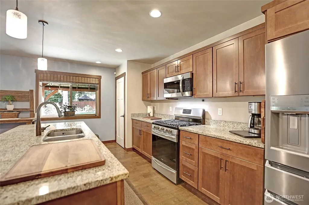 3020 Sauk Drive Camano Island WA 98282