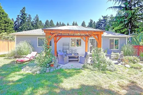 3020 Sauk Drive Camano Island WA 98282