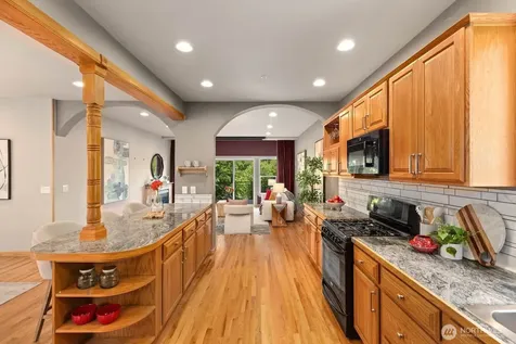 4935 Glenwood Avenue Everett WA 98203